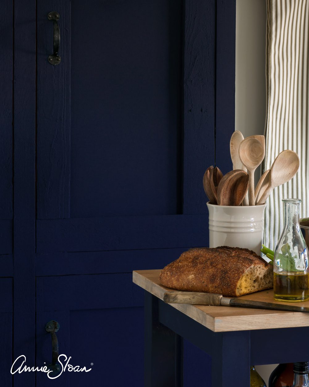 Oxford Navy Chalk Paint krétafesték Annie Sloan