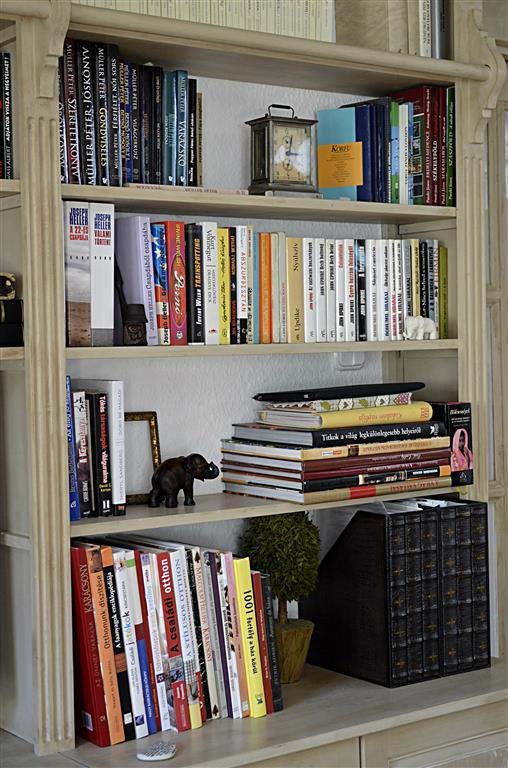 könyvespolc shelf styling