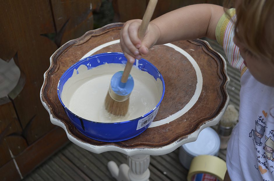 Repesztés Chalk Paint ™ festékkel