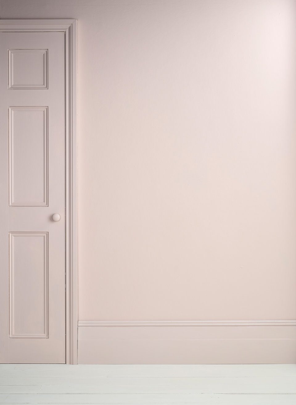 Pointe Silk Satin Paint Annie Sloan