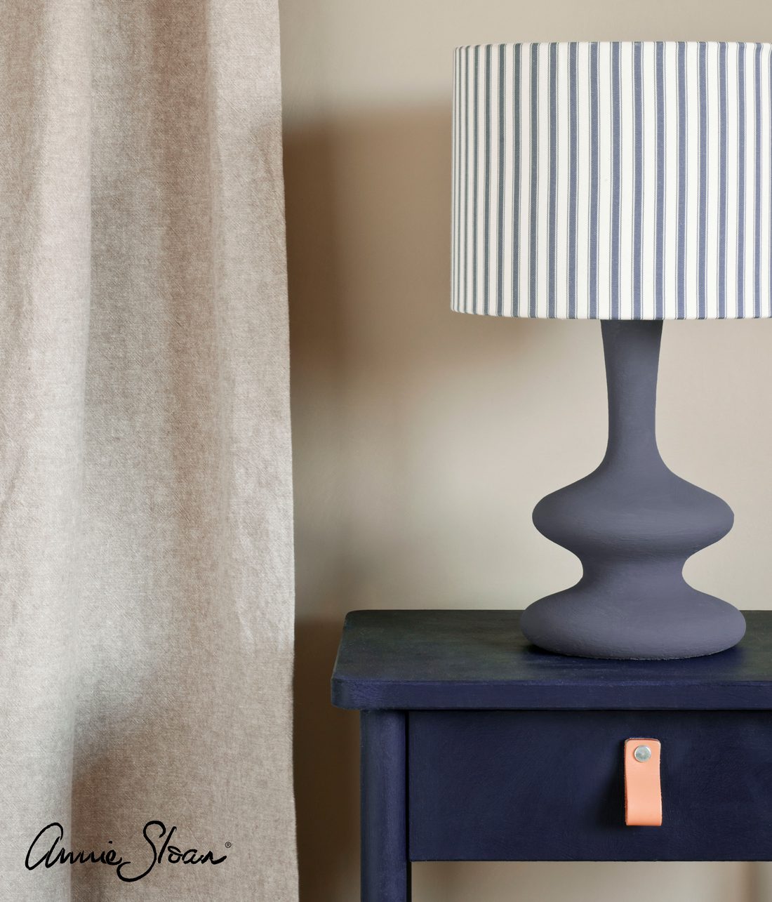 Oxford Navy Chalk Paint krétafesték Annie Sloan