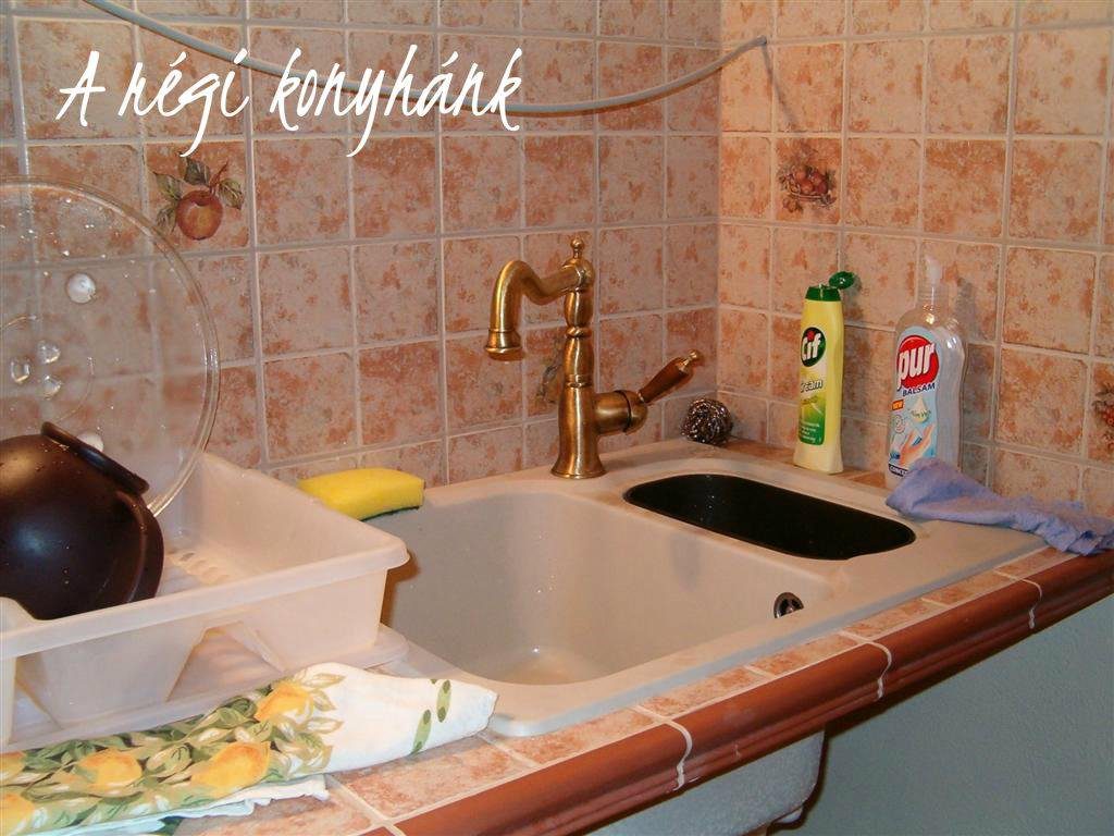 csempézett konyhapult