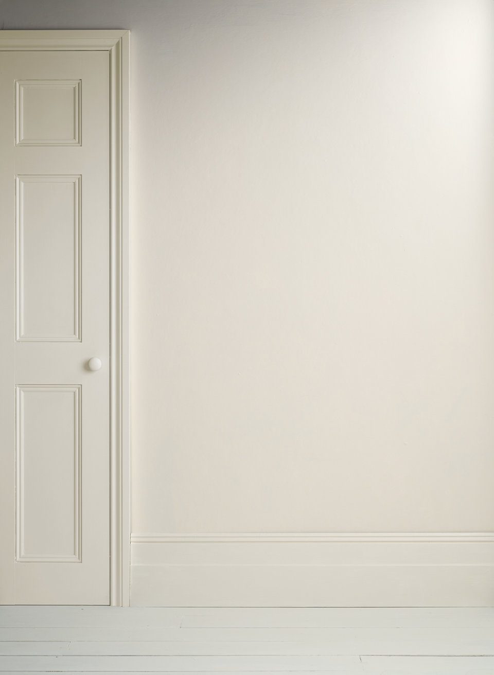 Old White Satin Paint Annie Sloan
