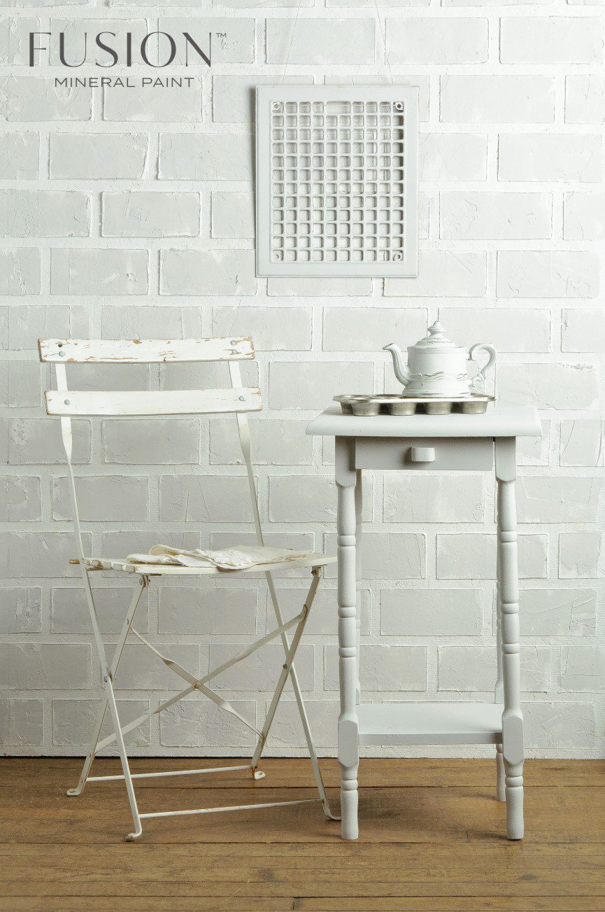 LAMP WHITE fusion szek es asztalka