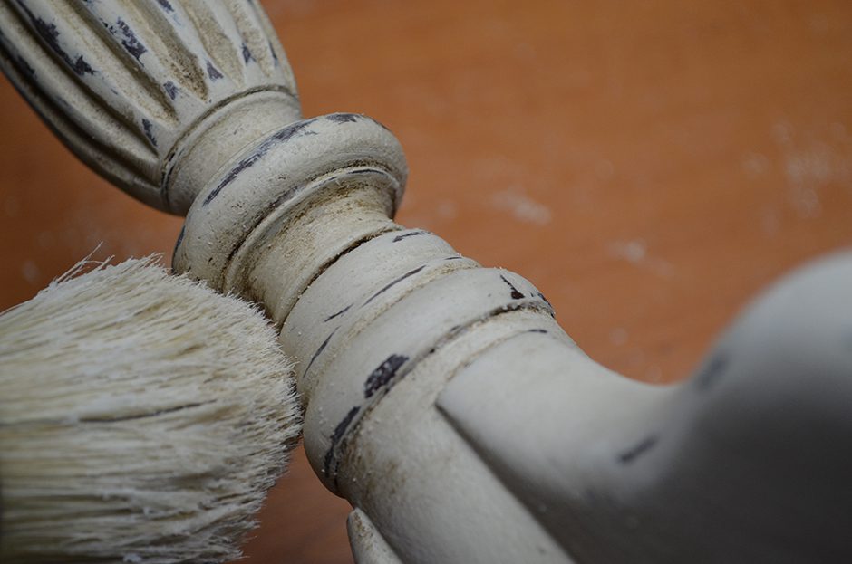 Repesztés Chalk Paint ™ festékkel