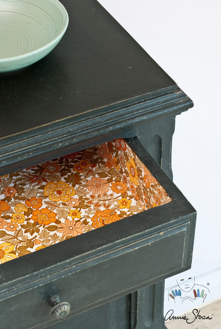 Graphite Chalk Paint krétafesték Annie Sloan