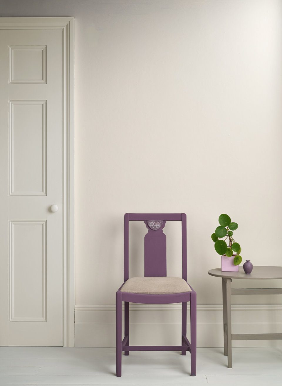 Old White Satin Paint Annie Sloan