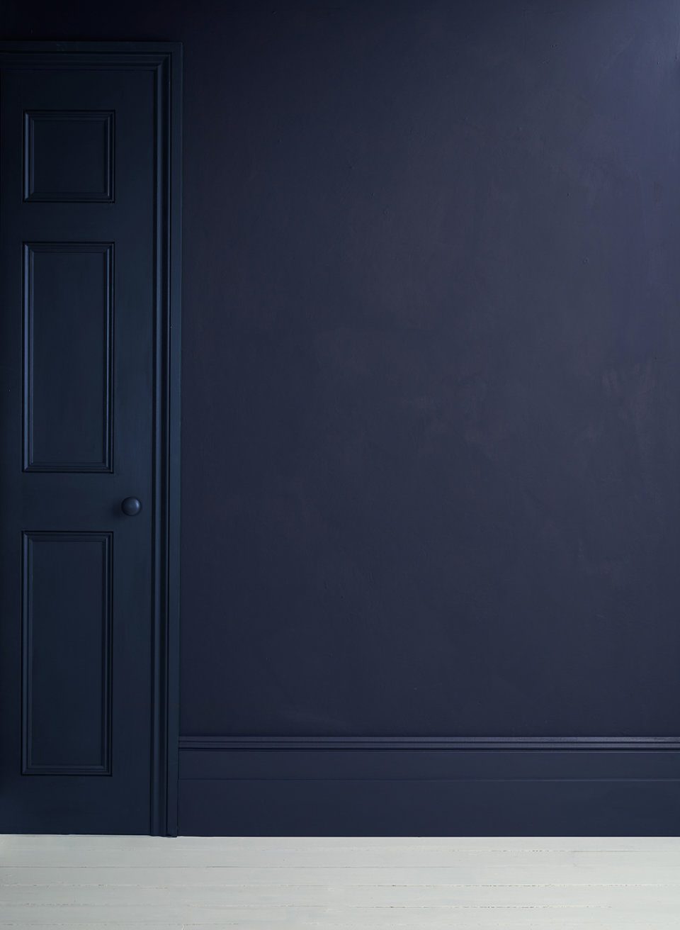 Oxford Navy Satin Paint Annie Sloan