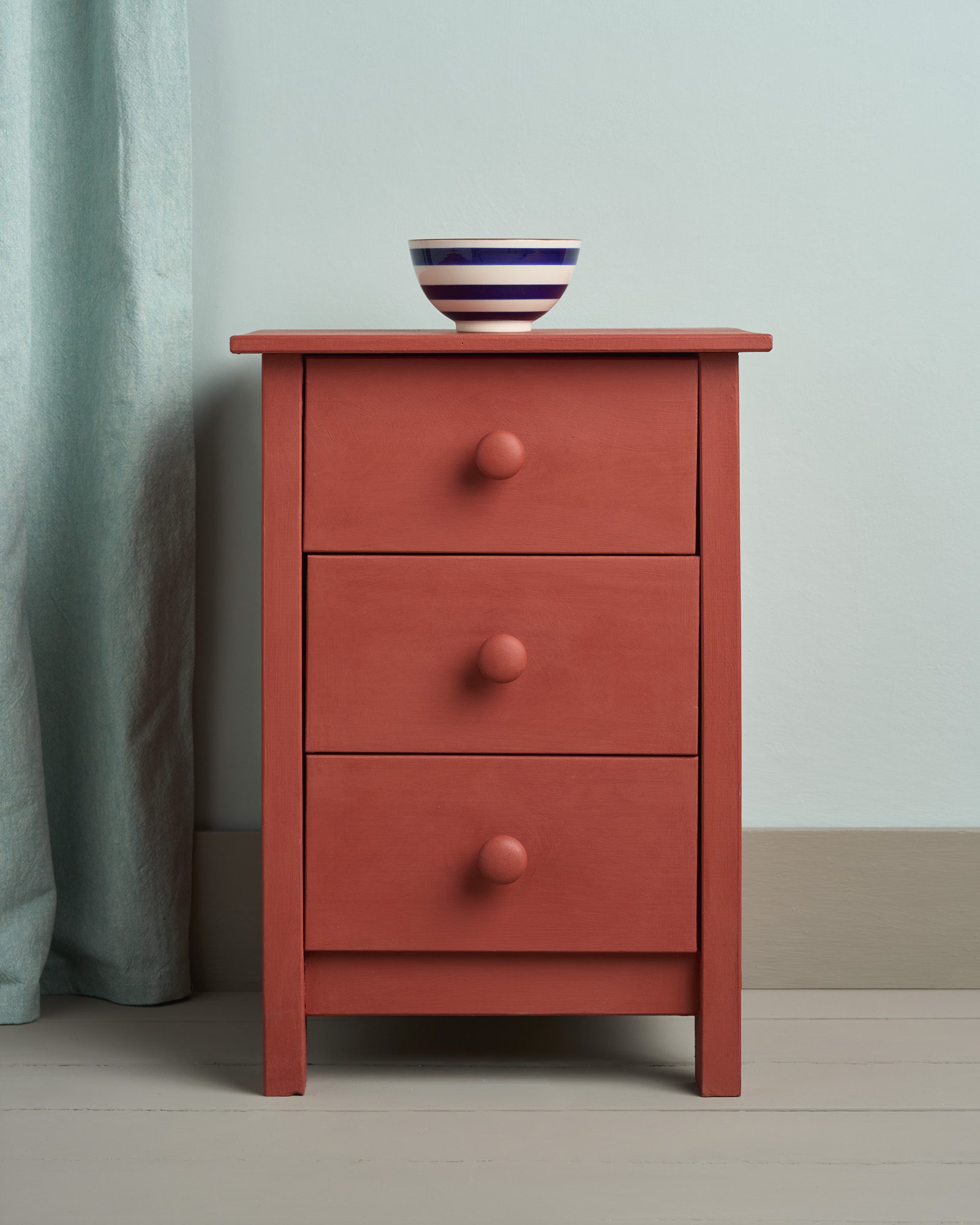 Paprika red side table