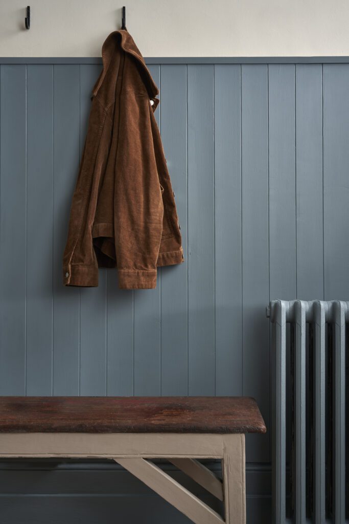 Cambrian Blue Satin Paint Annie Sloan