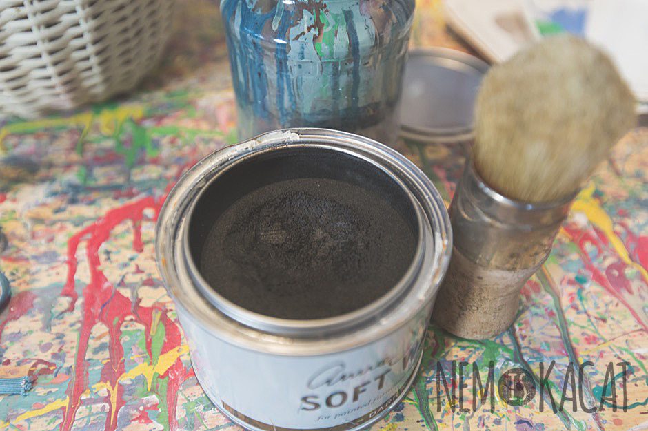 Annie Sloan Dark Wax