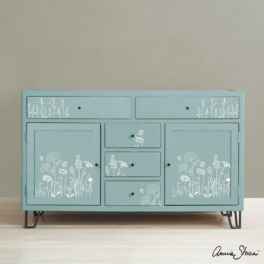 Meadow Flowers Annie Sloan Stencil
