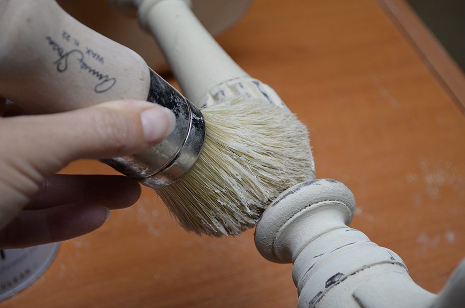 Repesztés Chalk Paint ™ festékkel